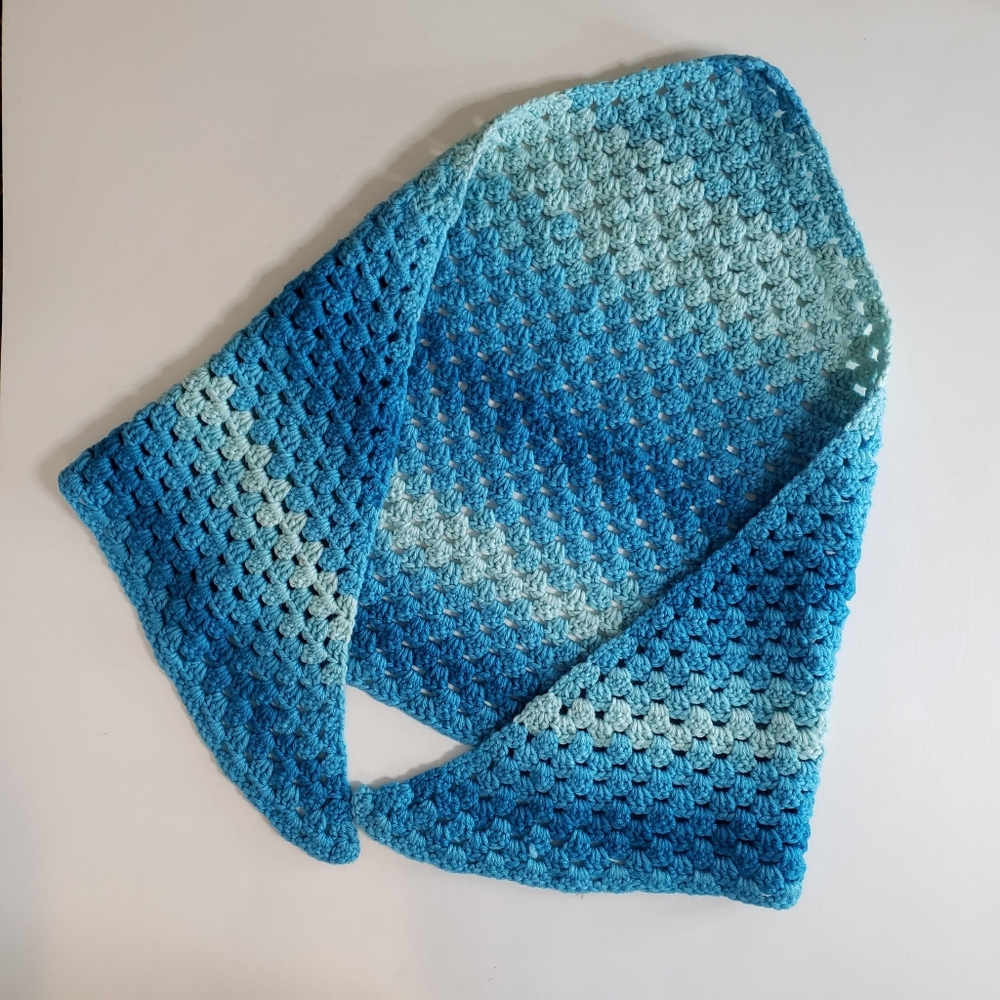 Handmade Crochet Triangle Shawl Shade Blue Turquoise Ombré Scarf Wrap Boho NWOT
